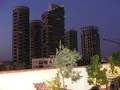 Promocja odbyła się na tarasie apartamentu na siódmym piętrze wieżowca w centrum Tel Avivu.