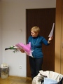 Pani Polakowska z kwiatami i dyplomem :-)