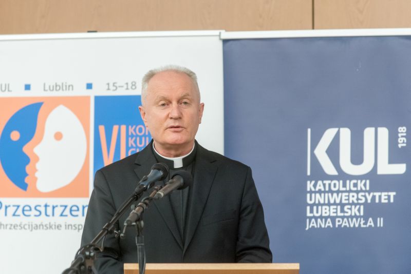 Uczestników Kongresu wita Rektor KUL ks. prof. Kalinowski
