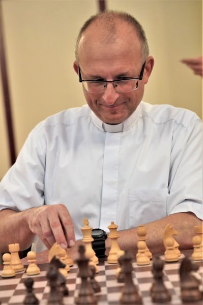 Ks.prof. Pawłowski mistrzem Polski duchowieństwa w szachach