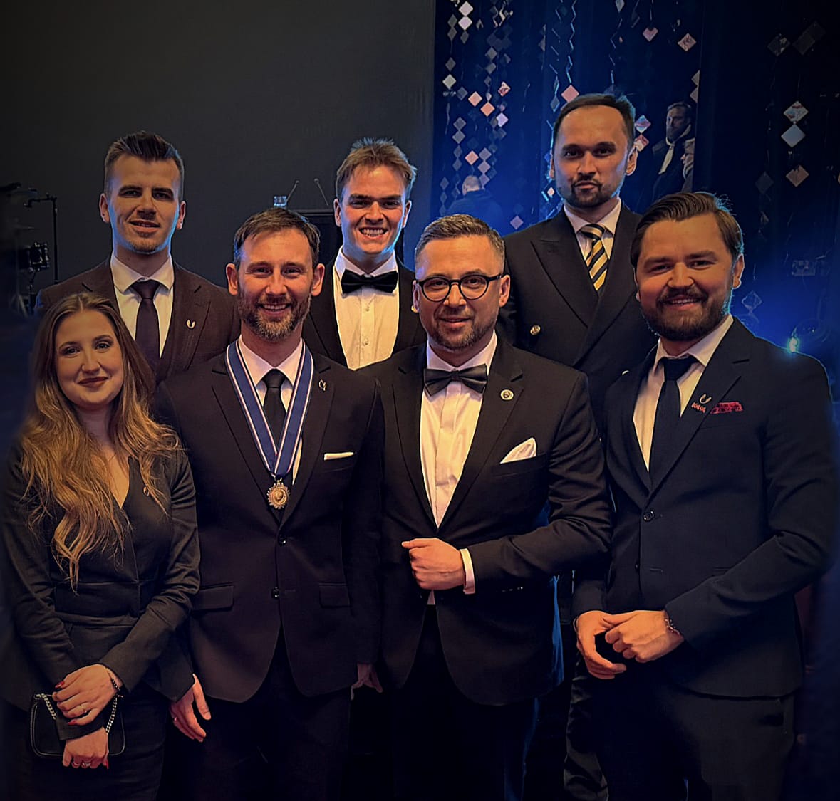 7f4a135d-4742-4dad-8922-f5534a6e9a3f