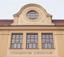 Collegium_Iuridicum_fronton.JPG