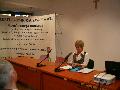 Prof. Ewa Jaskółowa prowadzi obrady w pierwszej sesji