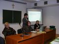 Elżbieta Modrzewska i dr Maria Romanowska z OKE w Jaworznie mówiły o egzaminowaniu w gimnazjum w latach 2002-2008